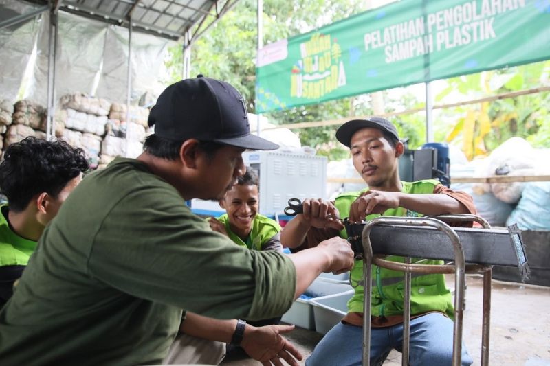 pgn-perkuat-ekonomi-sirkular-melalui-pengelolaan-sampah-plastik