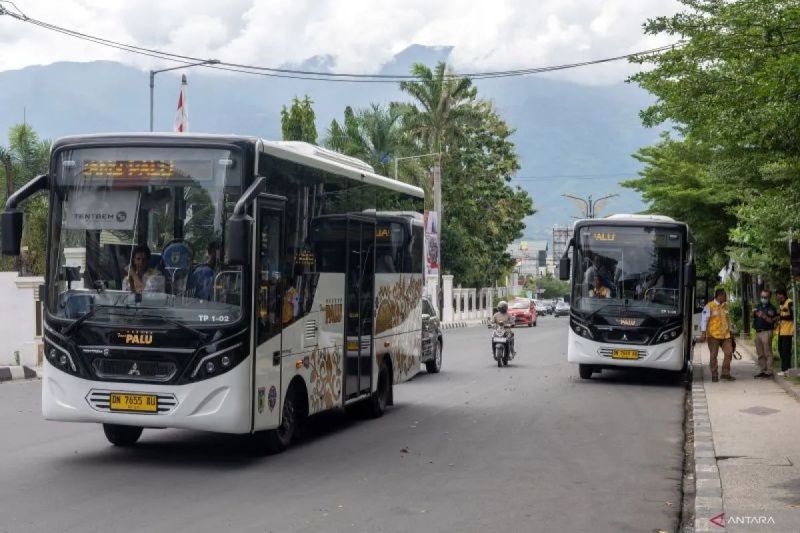 Pemkot-Palu alihkan sejumlah bus Trans Palu tingkatkan layanan transportasi