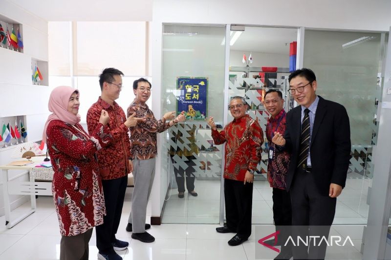 Pemerintah Korea hibahkan 150 buku berbahasa Korea ke Perpusnas