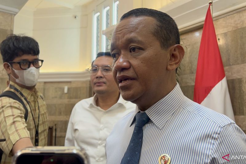 bahlil-perkirakan-minyak-dari-rusia-akan-dikirim-dalam-1-2-pekan