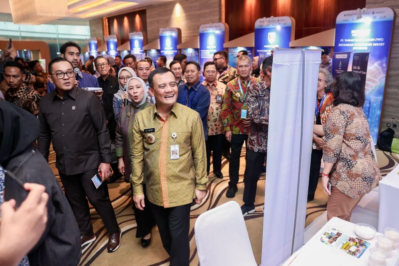 forum-bisnis-investasi-jawa-tengah-2026-hasilkan-40-loi-senilai-rp16-t