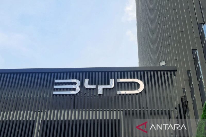 byd-dan-car-inc-kolaborasi-100000-mobil-rental-dan-flash-charging