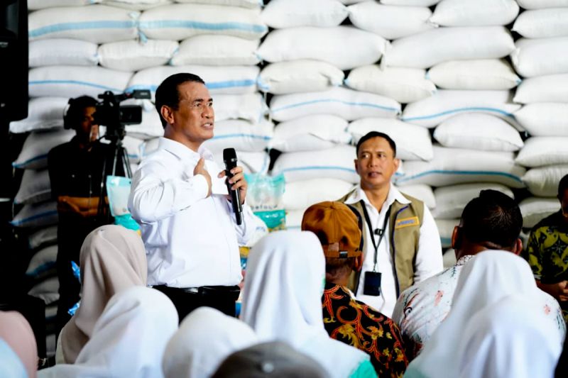 dirut-bulog-stok-beras-53-juta-ton-berkat-peran-lintas-sektor