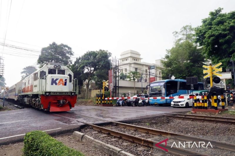 pu-siap-kolaborasi-dengan-kemenhub-soal-flyover-perlintasan-sebidang