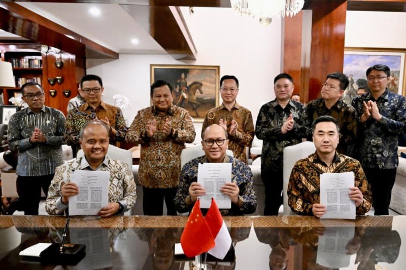 prabowo-saksikan-mou-danantara-dan-hisense-jajaki-kerja-sama-teknologi