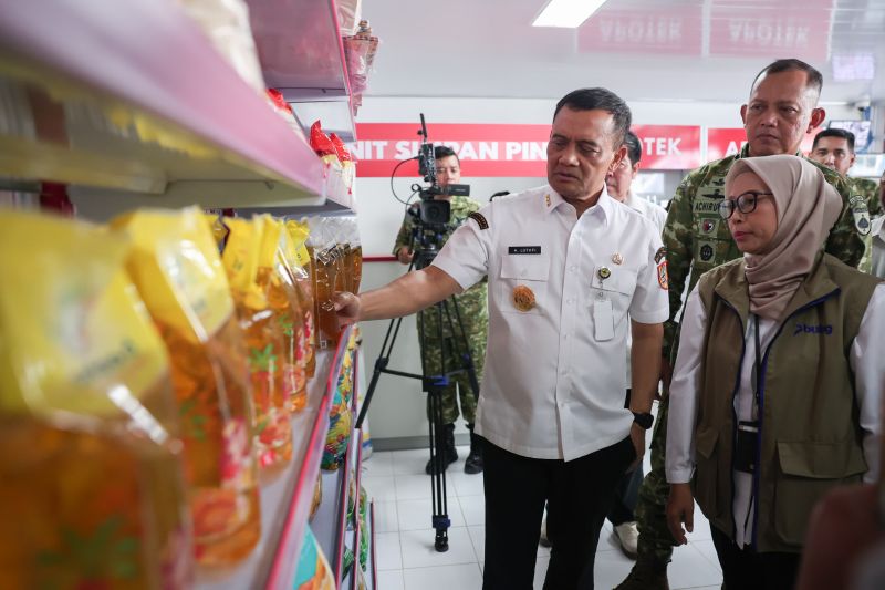 sebanyak-6271-koperasi-merah-putih-di-jateng-beroperasi