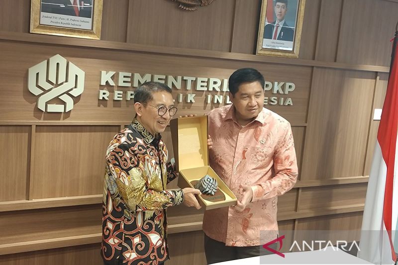kementerian-pkp-kemenbud-kaji-revitalisasi-lebih-dari-3500-rumah-adat