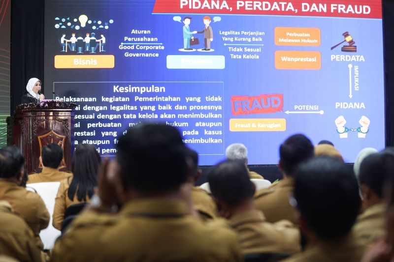 Menjaga kota dari celah gelap