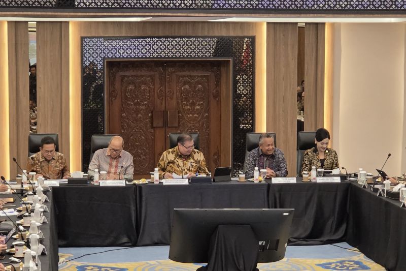 ojk-perketat-pengawasan-escrow-account-dukung-kebijakan-dhe-sda