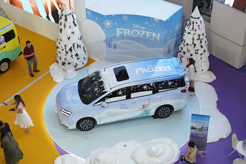 wuling-hadirkan-pameran-bertemakan-disney-dan-marvel