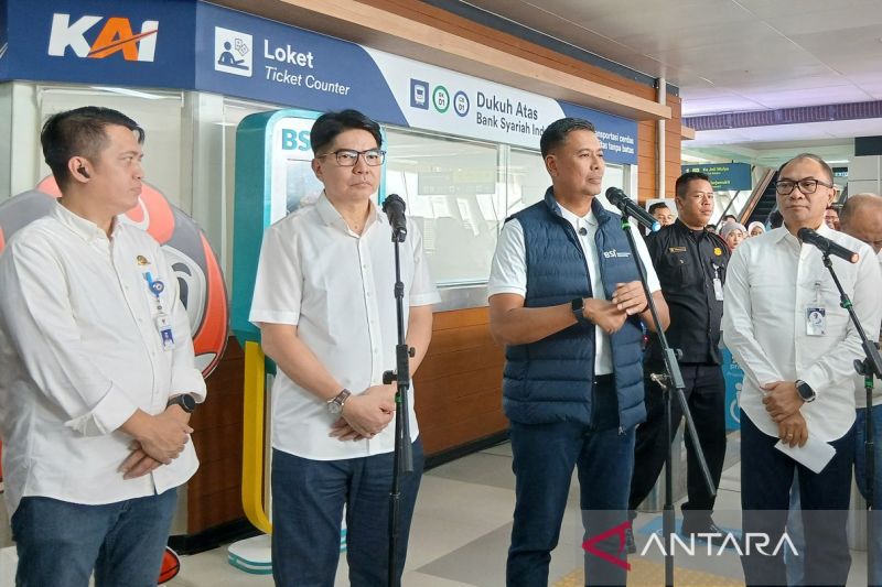 bsi-harap-kerja-sama-dengan-lrt-dapat-dorong-nasabah-emas-capai-2-juta