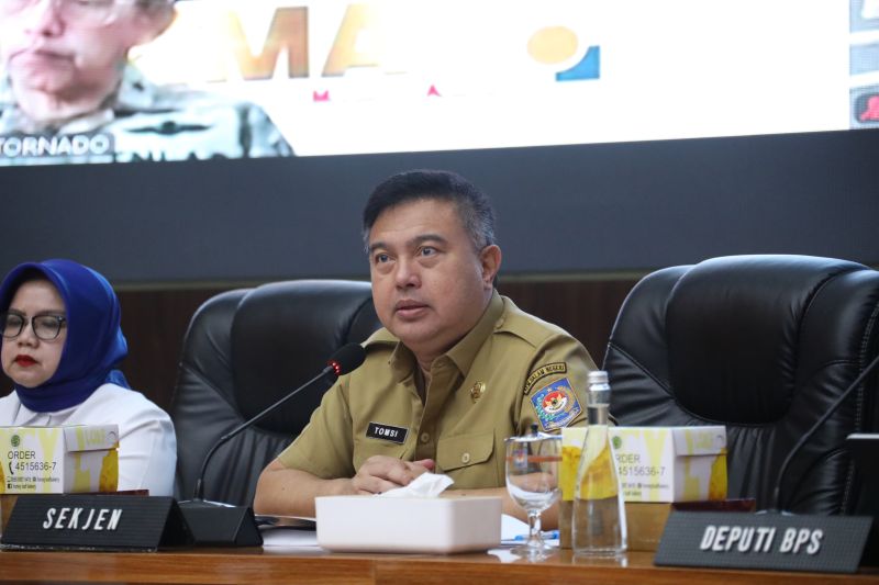 kemendagri-percepat-distribusi-minyak-goreng-ke-indonesia-timur