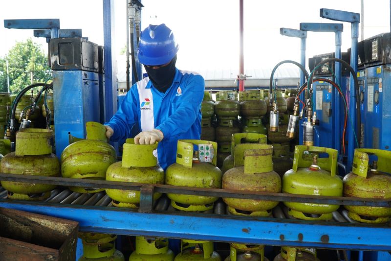 pertamina-tambah-15-juta-elpiji-3-kg-di-jateng-diy-jelang-idul-adha