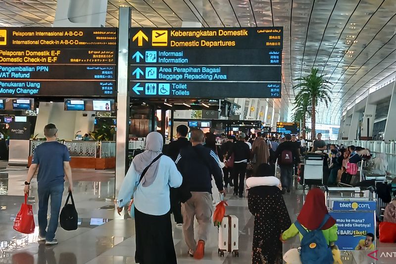 api-proyeksikan-37-bandara-catat-3-juta-penumpang-pada-libur-panjang