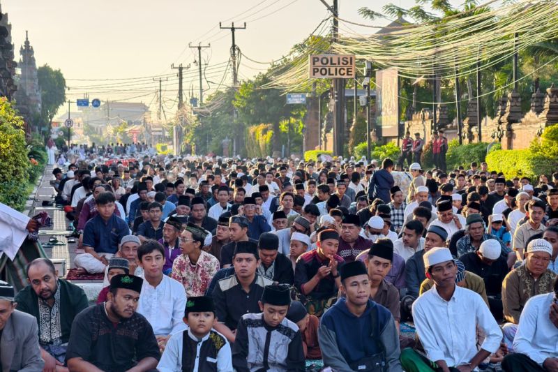 pln-bali-selatan-jaga-keandalan-listrik-di-titik-sholat-idul-adha