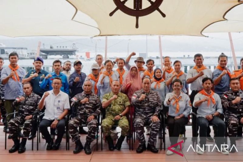kodaeral-ix-wanadri-ekspedisi-selam-di-pulau-buru-jaga-ekosistem-laut