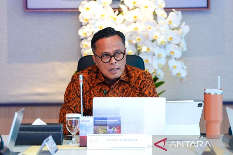 danantara-bantah-isu-orang-kaya-wajib-beli-obligasi-merah-putih