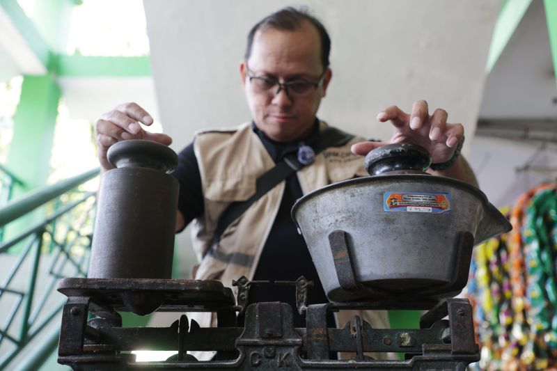 jejak-kejujuran-di-ujung-timbangan