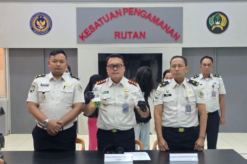 rutan-salemba-gagalkan-penyelundupan-narkoba-lewat-obat-batuk
