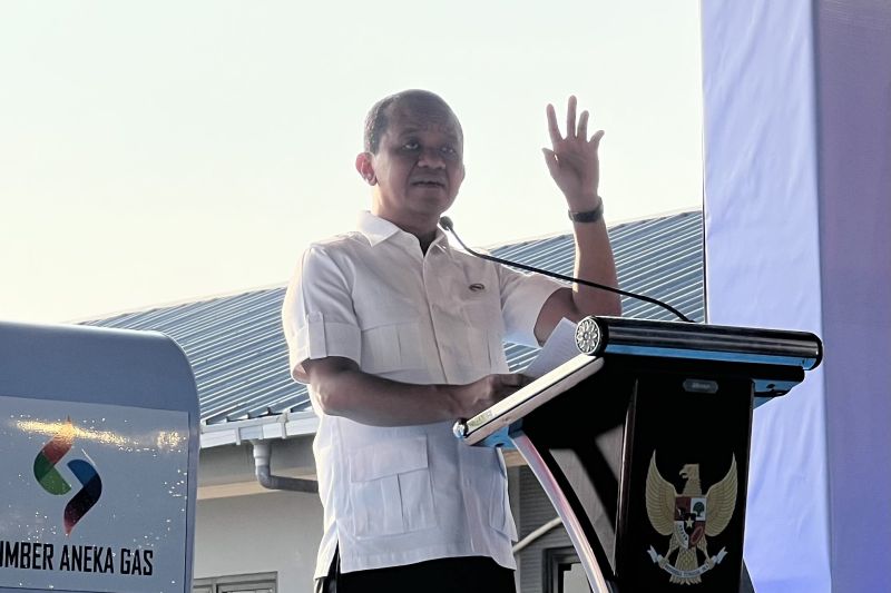 menteri-bahlil-mini-lng-plant-tuban-kurangi-impor-lpg