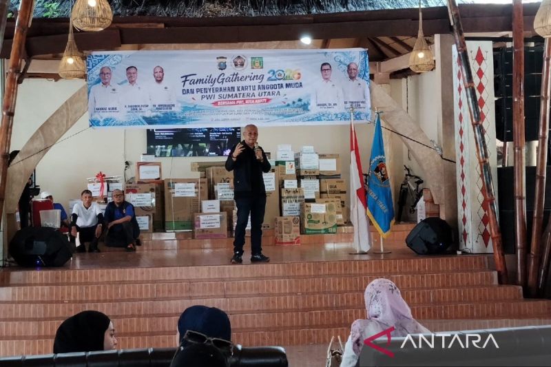 Ketum PWI ingatkan wartawan jangan terlibat narkoba dan judi