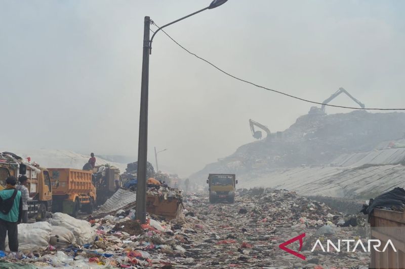TPA terbakar, Pemkab Tangerang siapkan lahan atasi pembuangan sampah