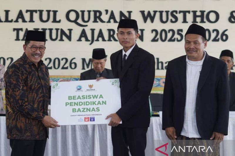 Baznas nyatakan komitmen di bidang pendidikan lewat beasiswa santri