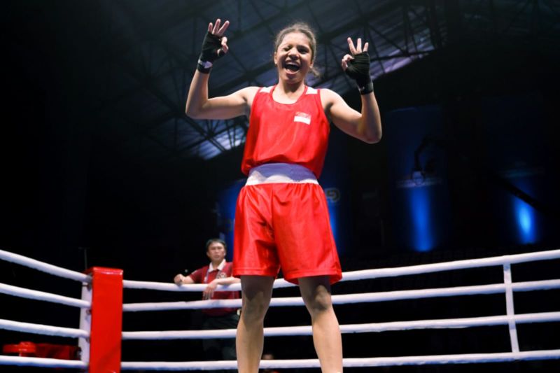 Anggie atasi wakil Filipina untuk melaju ke semifinal Asian Boxing