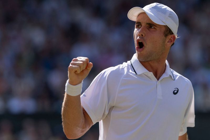 Fery ke semifinal Wimbledon setelah singkirkan Top 10