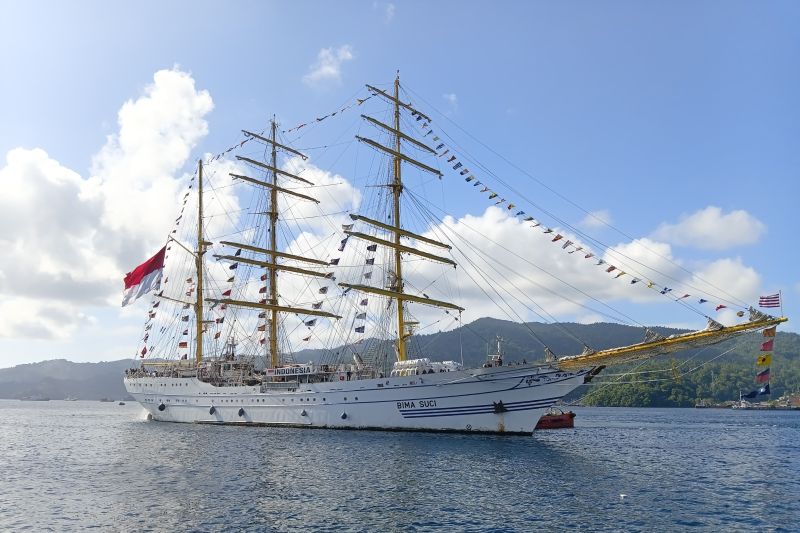 KRI Bima Suci sandar di Bitung dukung diplomasi maritim TNI AL