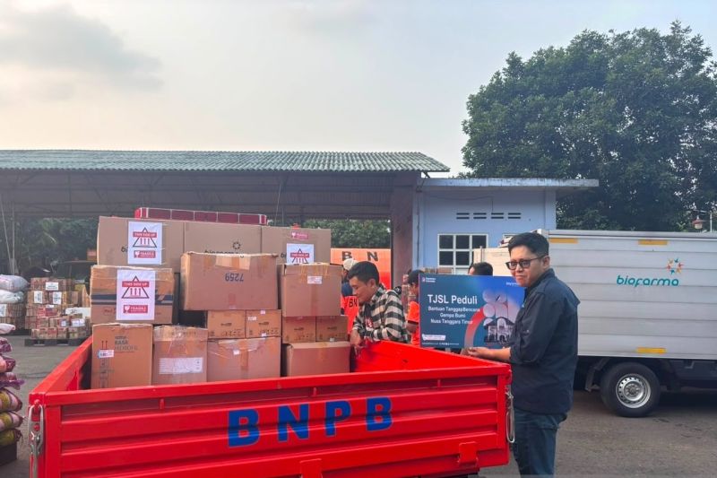 Bio Farma menyalurkan 3.000 dosis vaksin untuk korban gempa Flores NTT