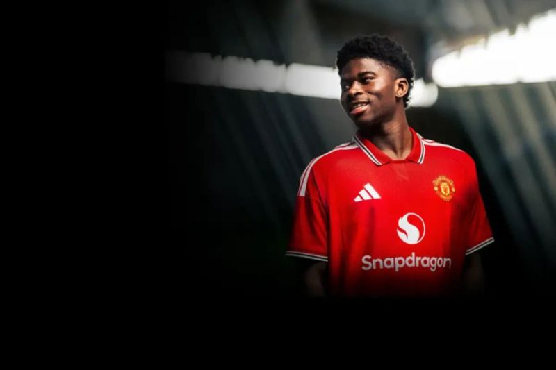 Baru gabung Manchester United, Carlos Baleba tunda debut karena harus absen tiga pekan