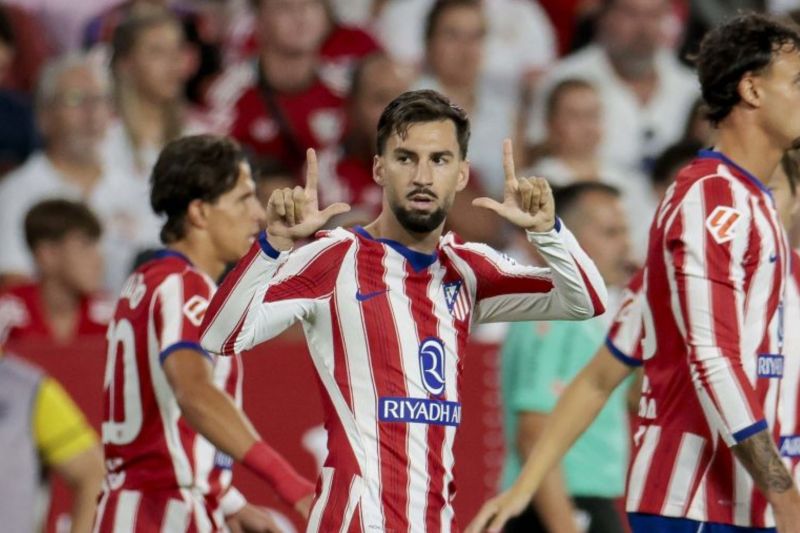 Liga Spanyol - Atletico Madrid telan Sevilla 3-1