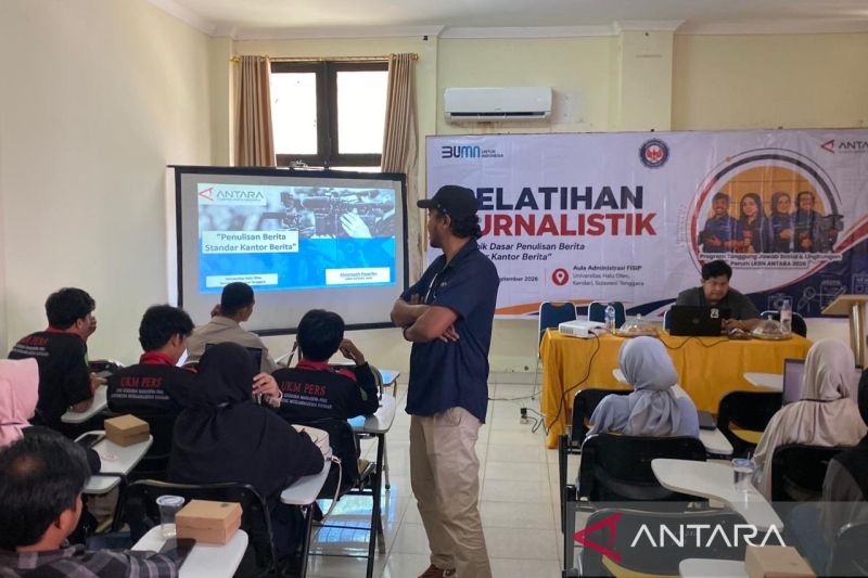 ANTARA melatih mahasiswa UKM Pers teknik penulisan standar kantor berita