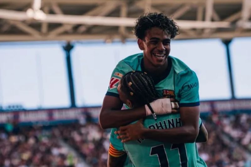 Liga Spanyol - Barcelona atasi Levante 4-2