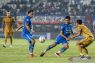 Persib Bandung bermain imbang 0-0 dengan Bhayangkara Presisi Indonesia FC