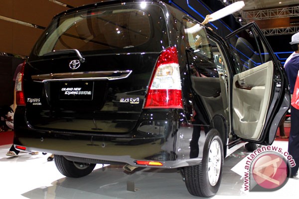  Grand  New  Kijang  Innova  Foto ANTARA News