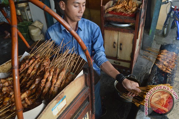 Sate ayam pikat Ibu Negara Yunani