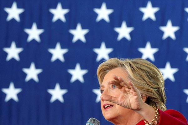 Hillary Clinton kerahkan selebritis untuk dulang suara