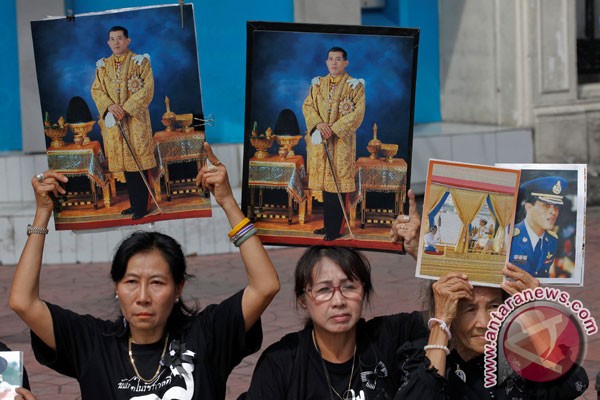 Raja Thailand serukan persatuan dalam pidato tahun baru