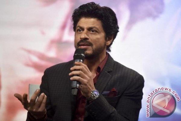 Shah Rukh Khan akan kembali menerima gelar doktor Shah Rukh Khan akan kembali menerima gelar doktor