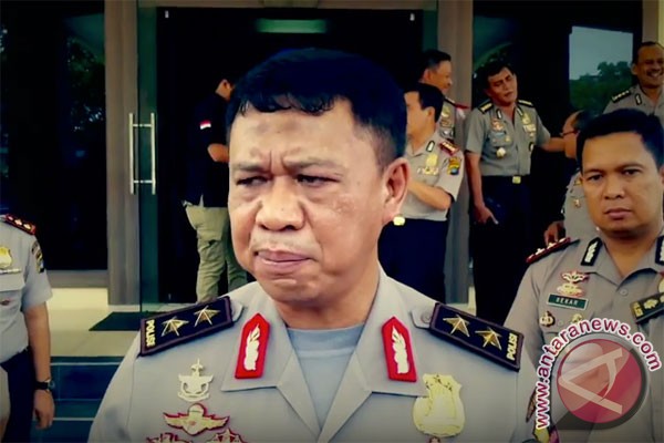 Densus 88 tak temukan bahan peledak dalam penggerebakan di Purwakarta Densus 88 tak temukan bahan peledak dalam penggerebakan di Purwakarta