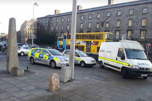 Polisi Irlandia sita senjata api gerombolan penjahat