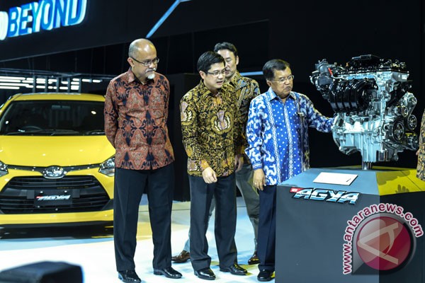 Ruang pamer Toyota jadi yang terbaik di IIMS 2017