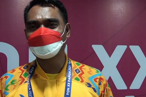 Atlet Tinju Putri NTB Menang TKO Melawan Riau