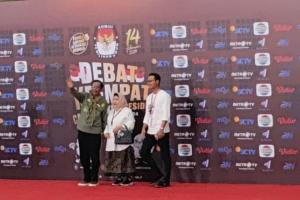 Hadiri Debat ke-4, Mahfud MD Berpenampilan Seperti Mapala