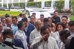 Prabowo Menghormati Jasa Megawati dalam Dialog Kadin: Terbuka dan Jujur