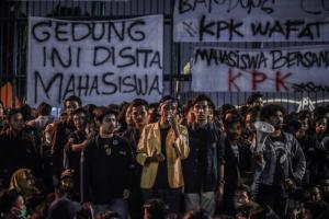 Jelang Debat Perdana, Jubir Muda Ganjar-Mahfud Beberkan Peluru Pemberantasan Korupsi Mahfud MD