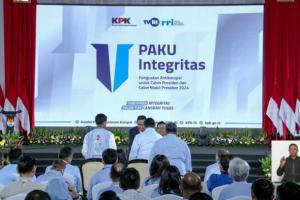 Anies dan Prabowo Kembali Berjabat Tangan