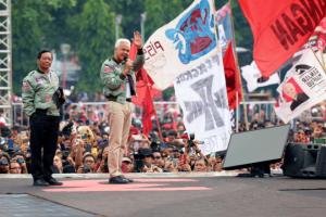 Kampanye Akbar di Semarang, Ganjar Minta Pendukungnya Bantu Korban Banjir Grobogan